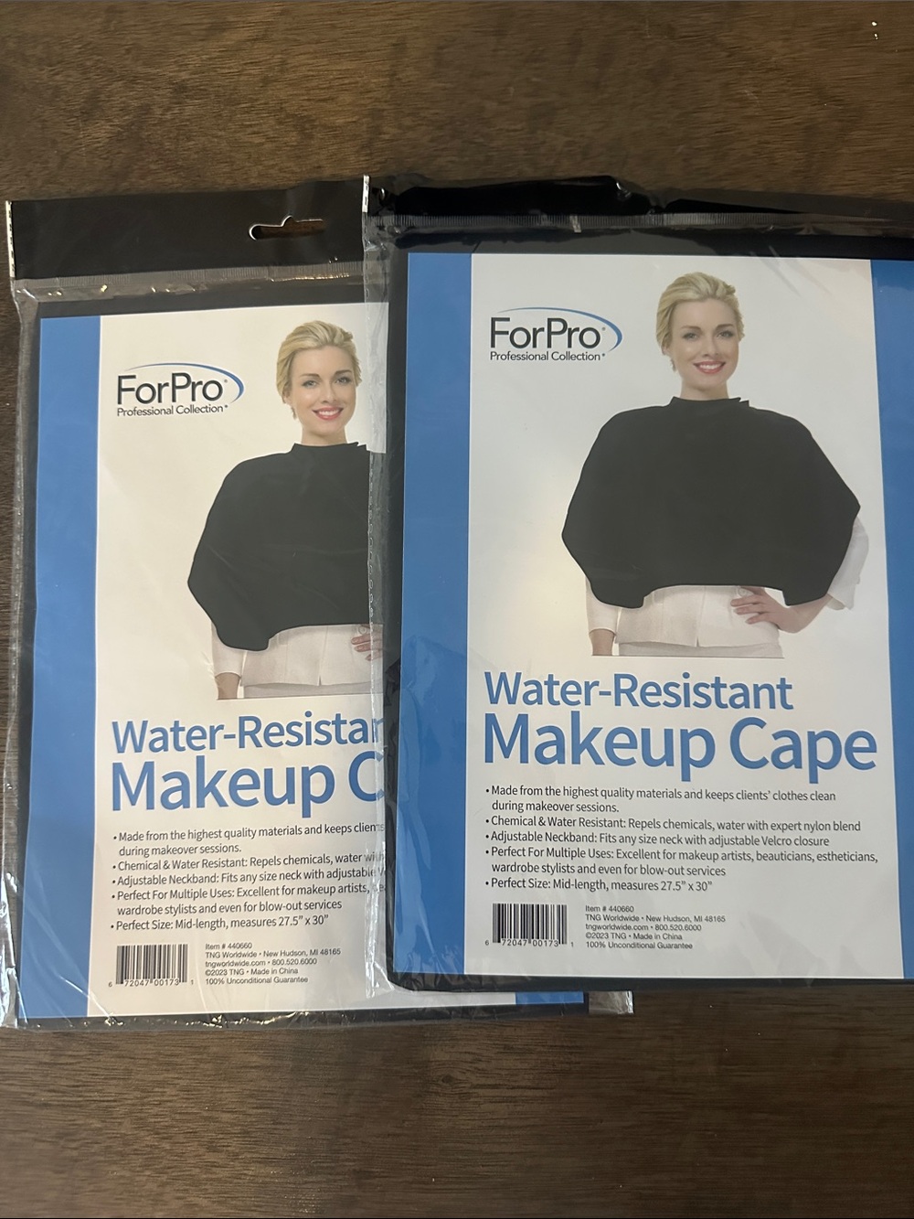 ForPro Water-Resistant Makeup Cape in Black